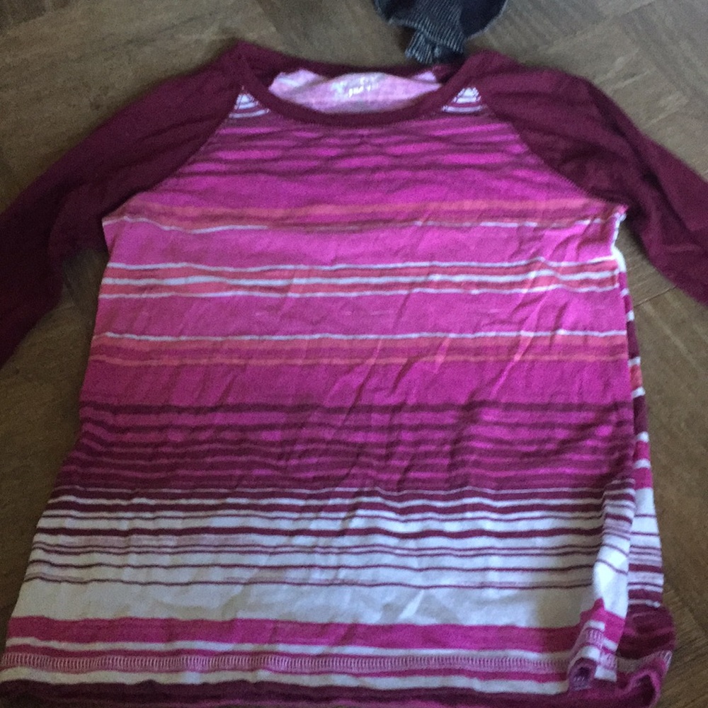 Little girls long sleeve T-shirt!